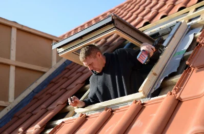 Pose de fenêtres de toit Velux à Espiens